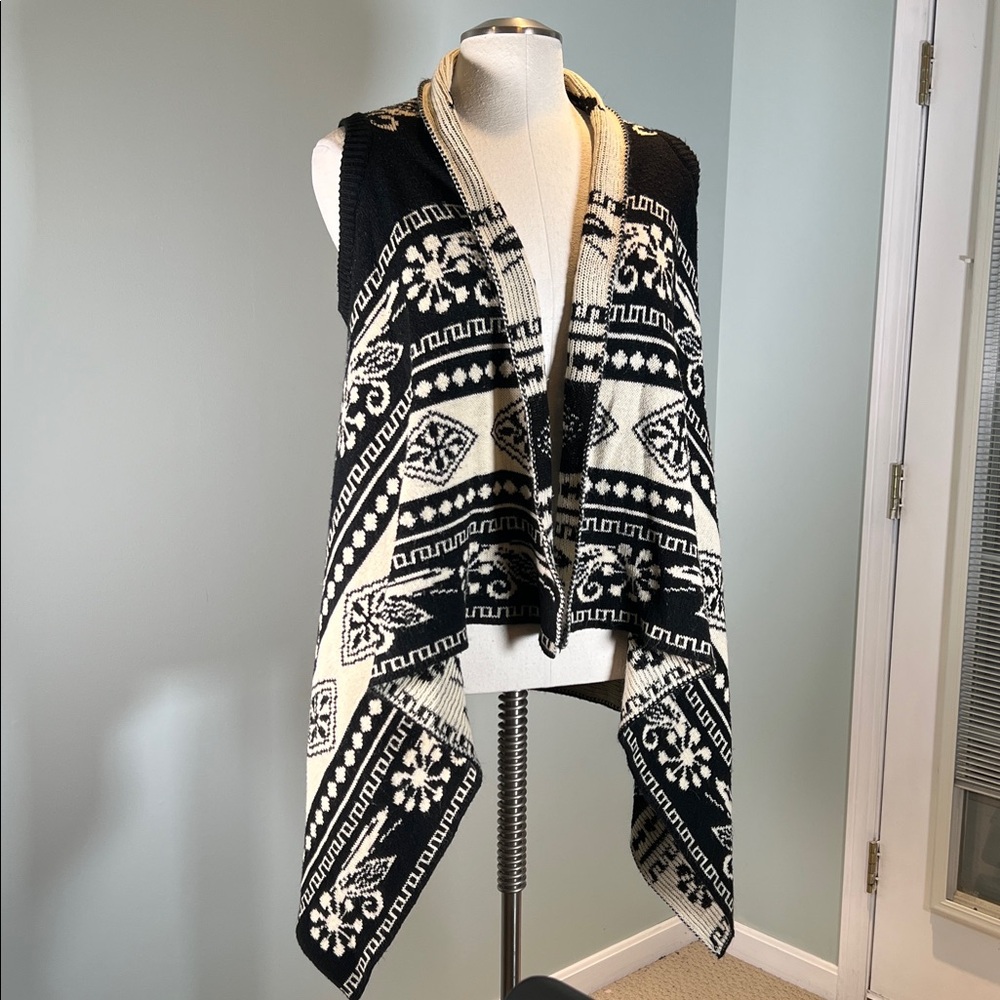 Ci Sono Black and Cream Knit Sleeveless Open Front Draping Cardigan Vest M/L - Picture 4 of 7